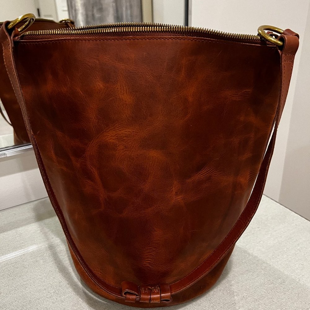 Madewell Lisbon O-Ring Bucket Tote